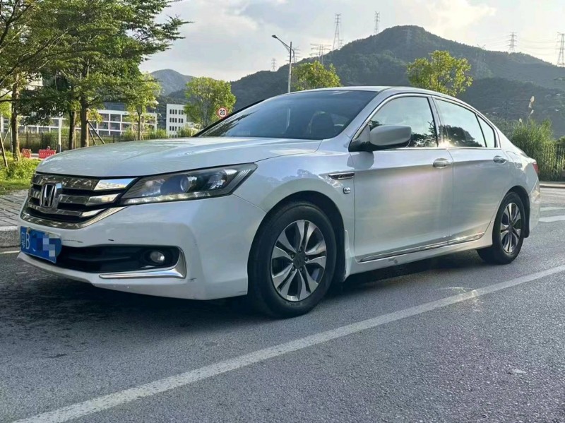 广州15年本田雅阁7