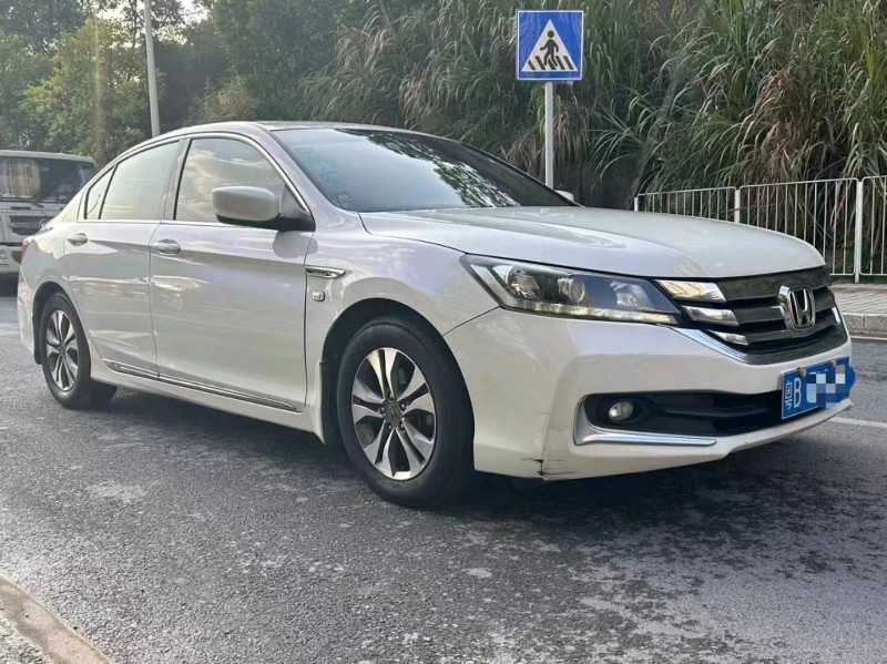 广州15年本田雅阁8