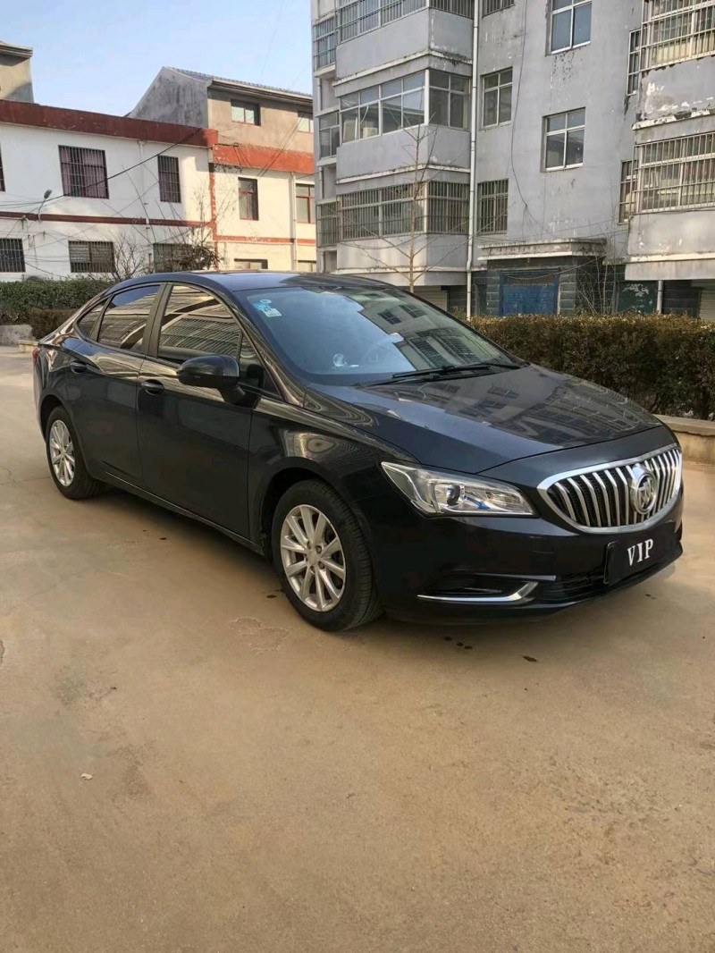 临沂17年别克威朗2