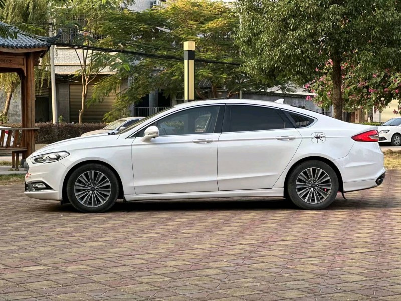 汕头18年福特蒙迪欧7