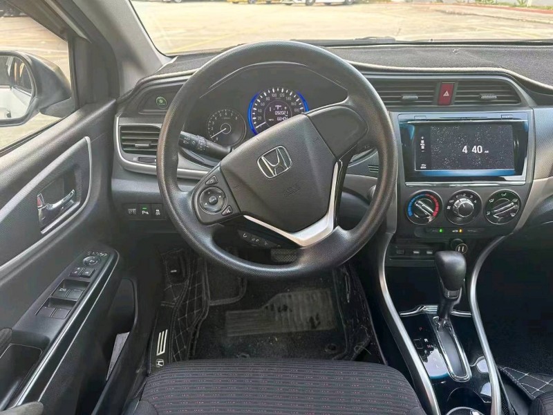 珠海16年本田凌派5