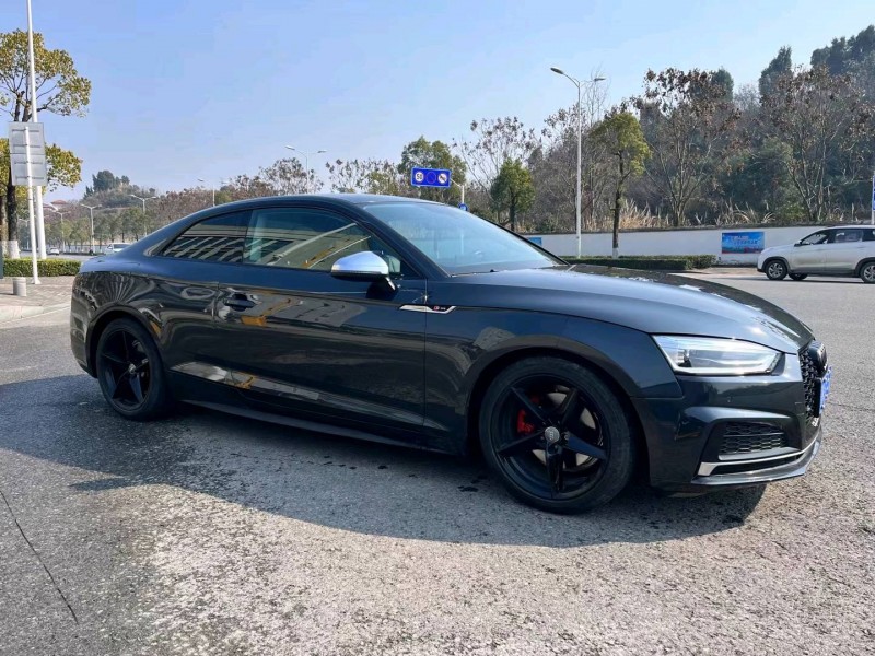 宜昌19年奧迪A53