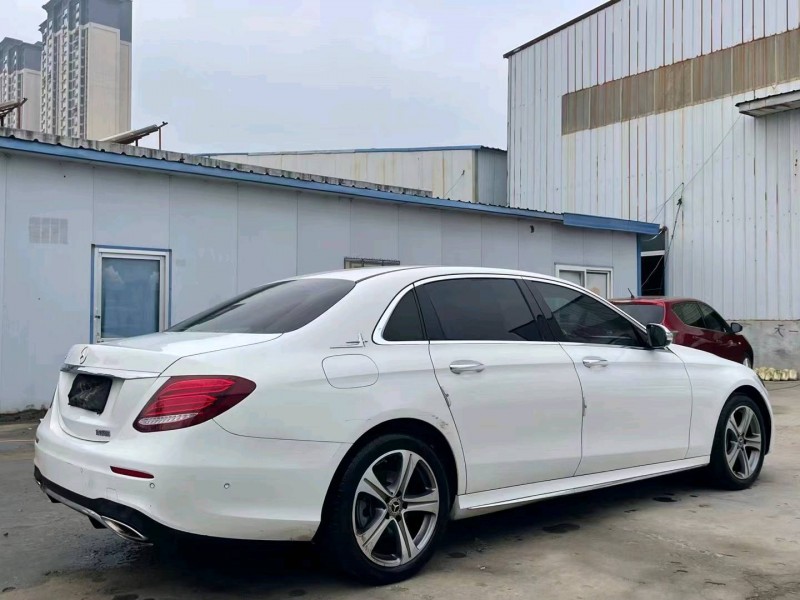 东营19年奔驰E6
