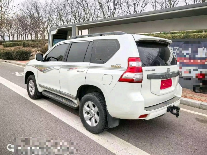 秦皇島17年豐田普拉多8
