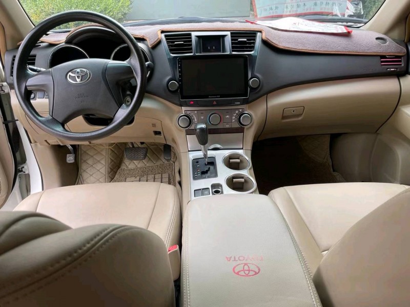 潍坊13年丰田汉兰达6