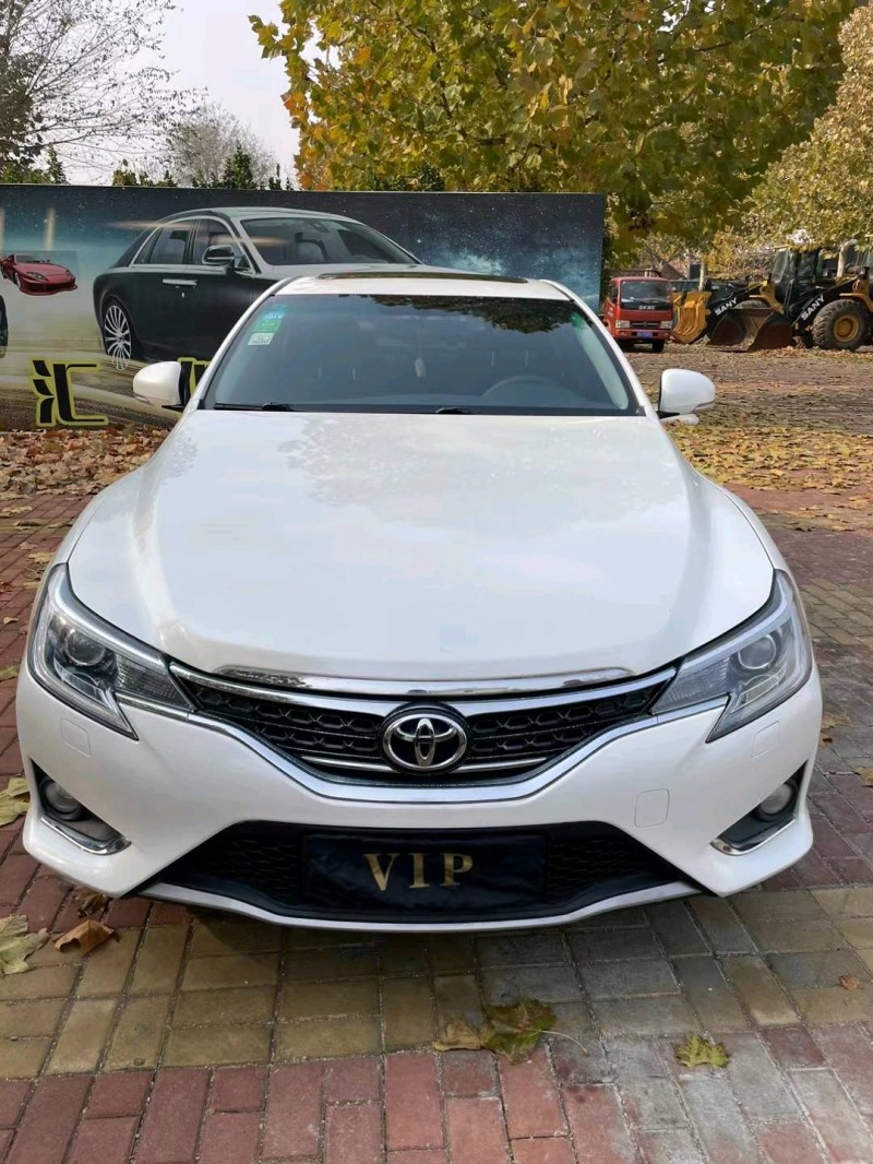 潍坊14年丰田锐志1