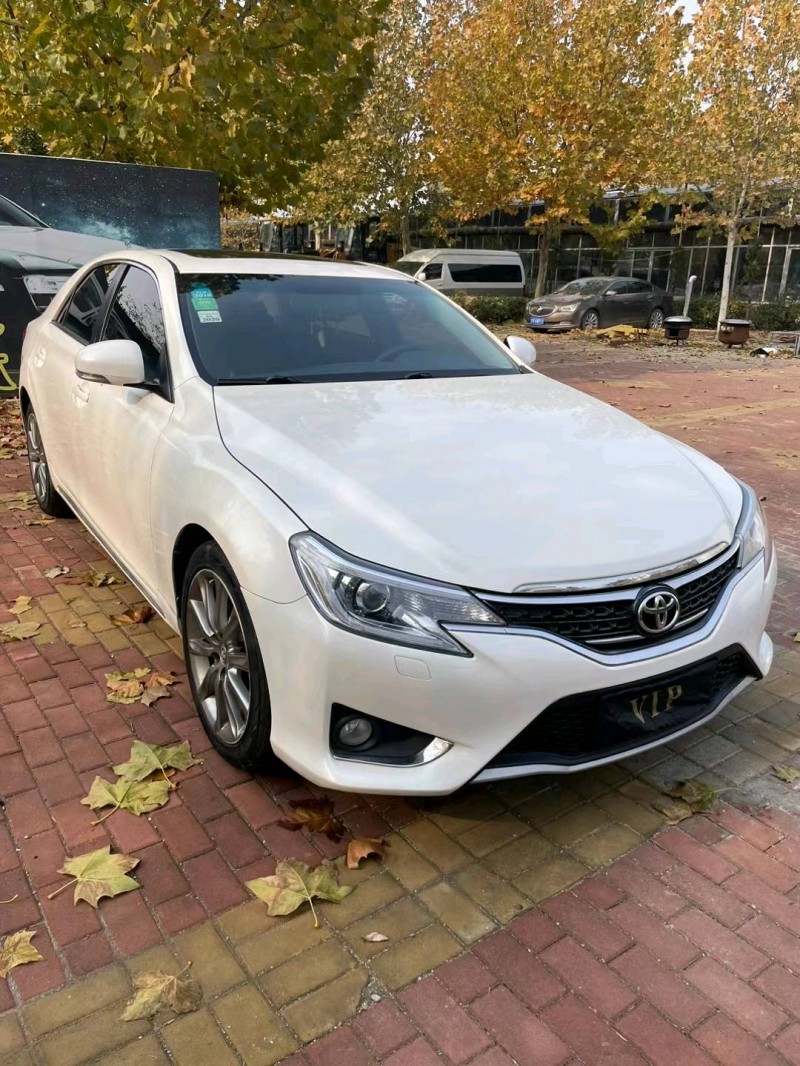 潍坊14年丰田锐志2