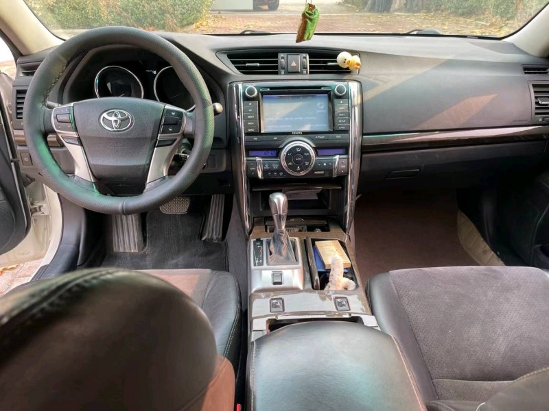 潍坊14年丰田锐志6