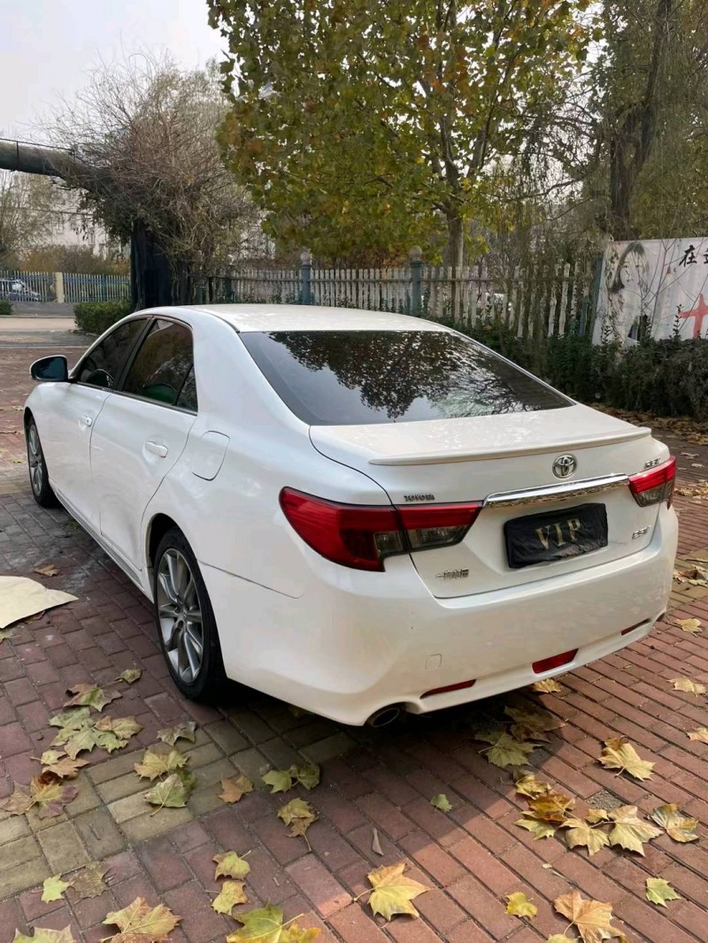 潍坊14年丰田锐志7