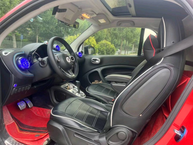 济南18年奔驰smart4