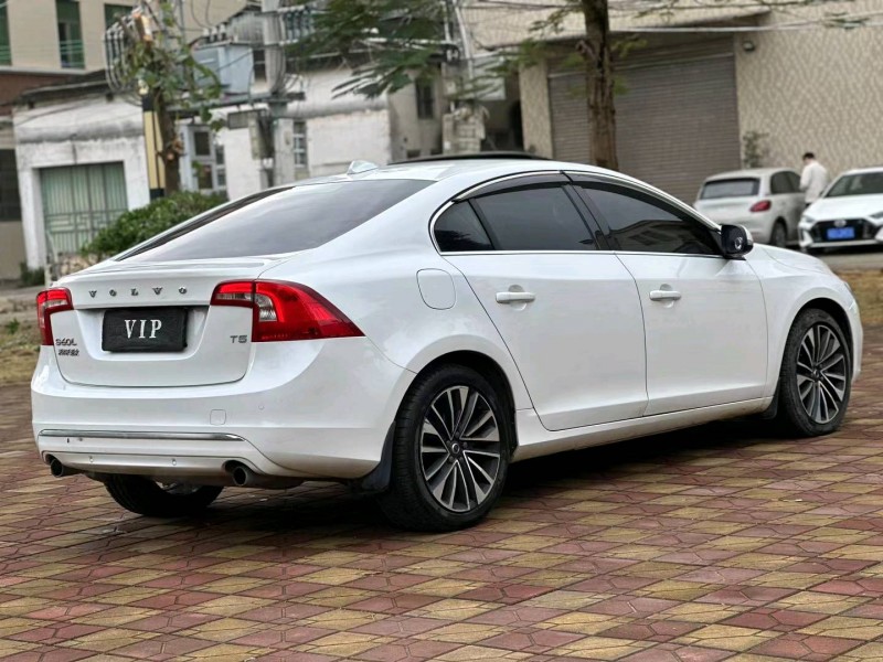 汕头19年沃尔沃S60L8