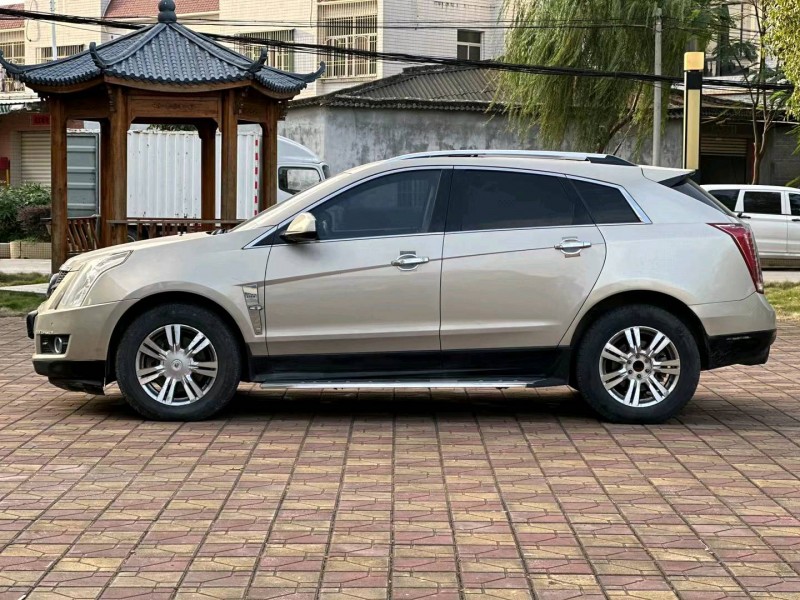 汕头12年凯迪拉克SRX7