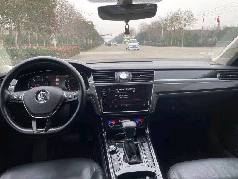 济南20年大众辉昂6