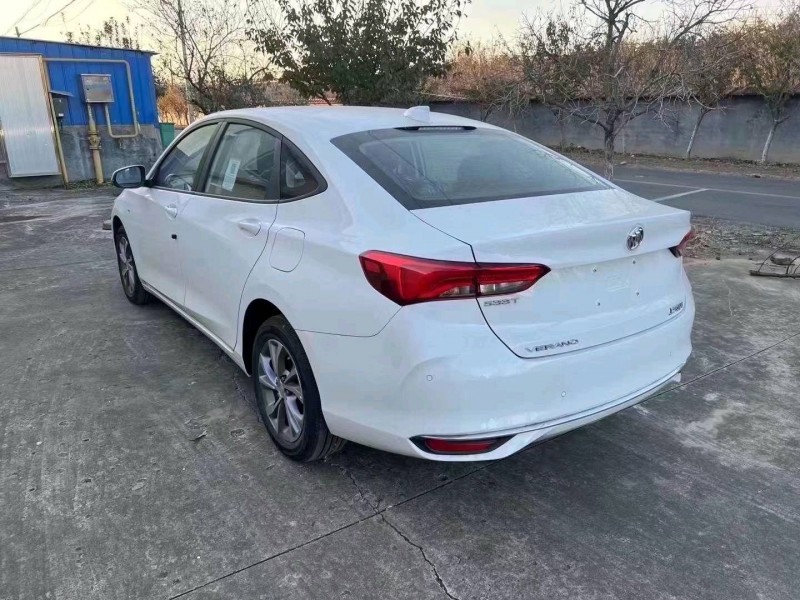 枣庄23年别克威朗3