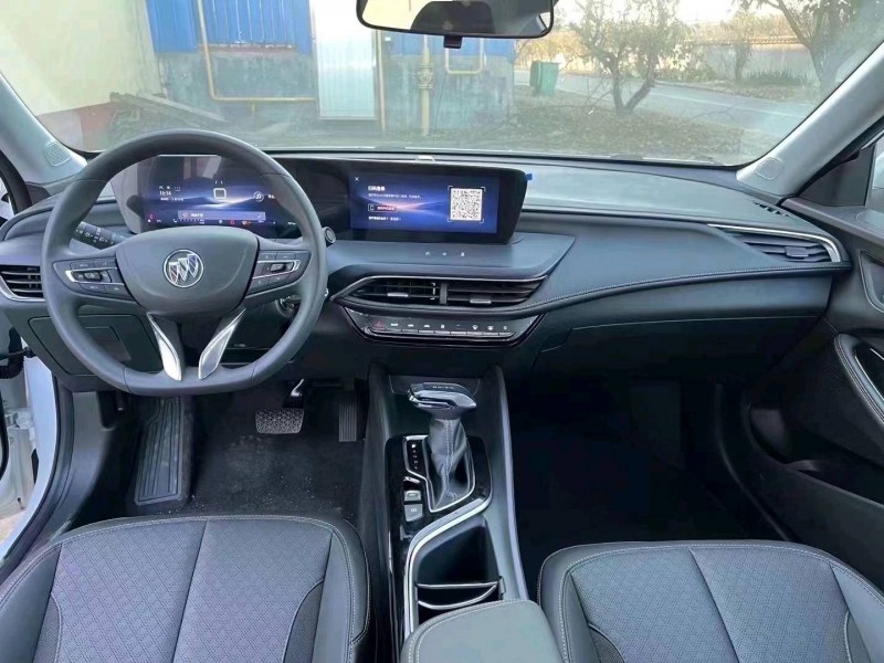 枣庄23年别克威朗7