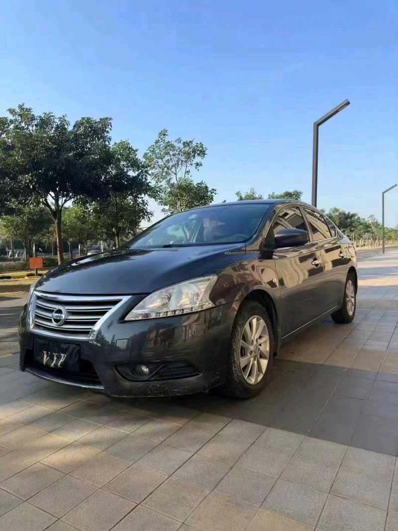 梧州16年日產軒逸3