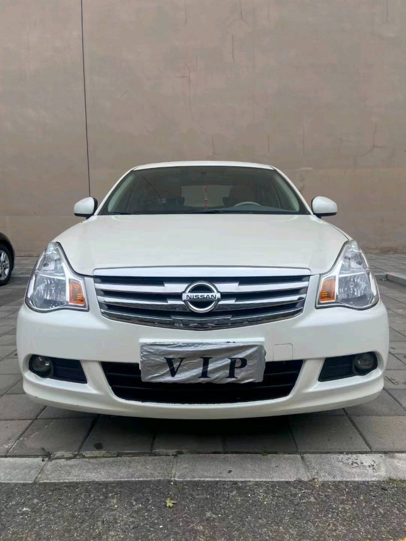 營口18年日產軒逸1