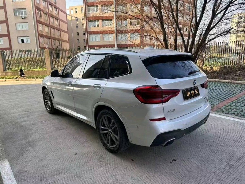 宜昌19年寶馬X38