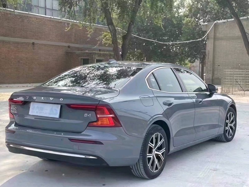 邯郸23年沃尔沃S60L8