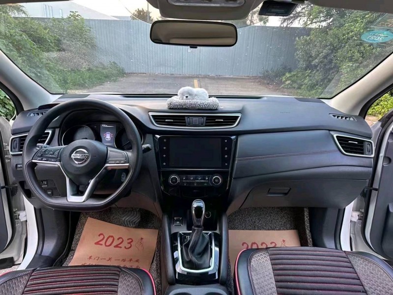徐州20年日产奇骏4