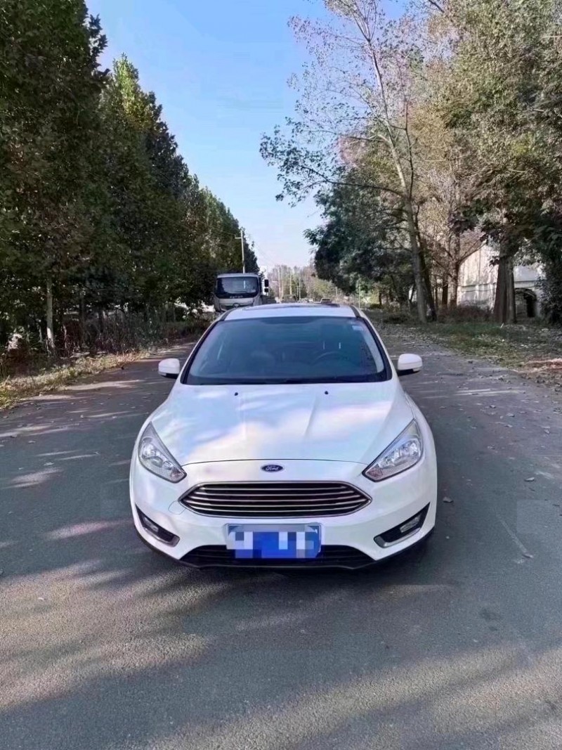 菏泽17年福特福克斯1