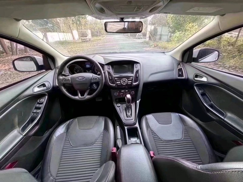 菏泽17年福特福克斯9