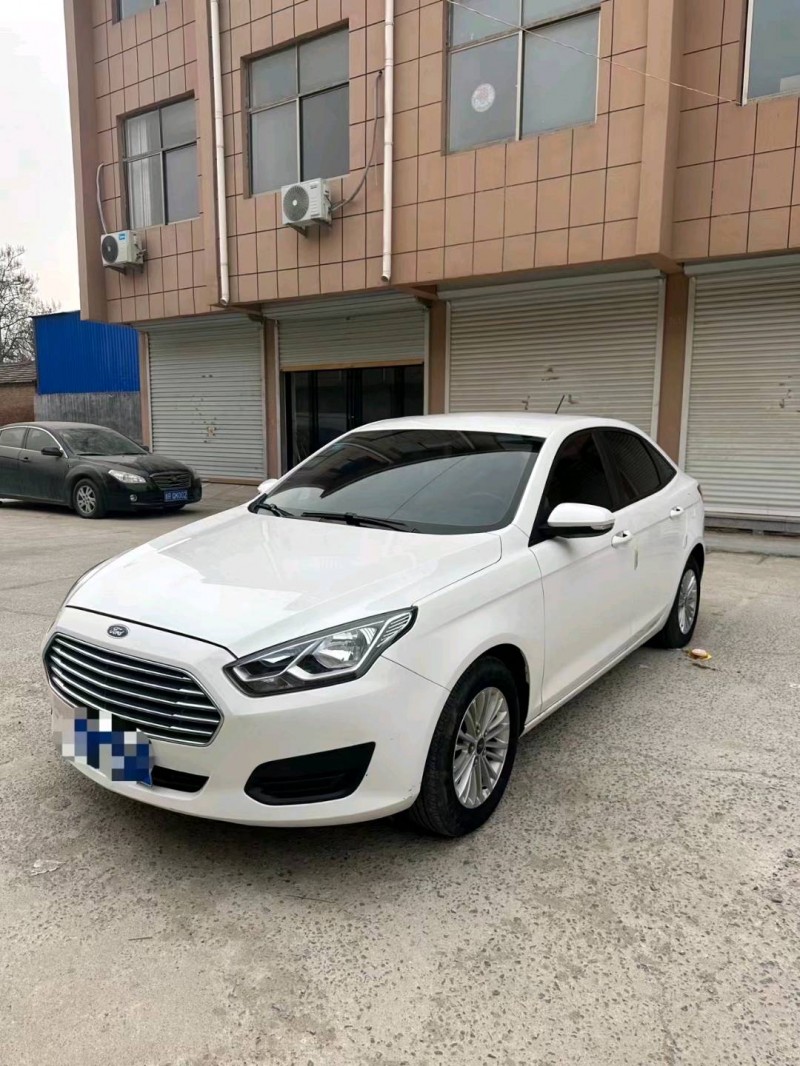 菏泽18年福特福睿斯3