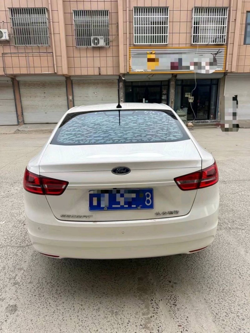 菏泽18年福特福睿斯9