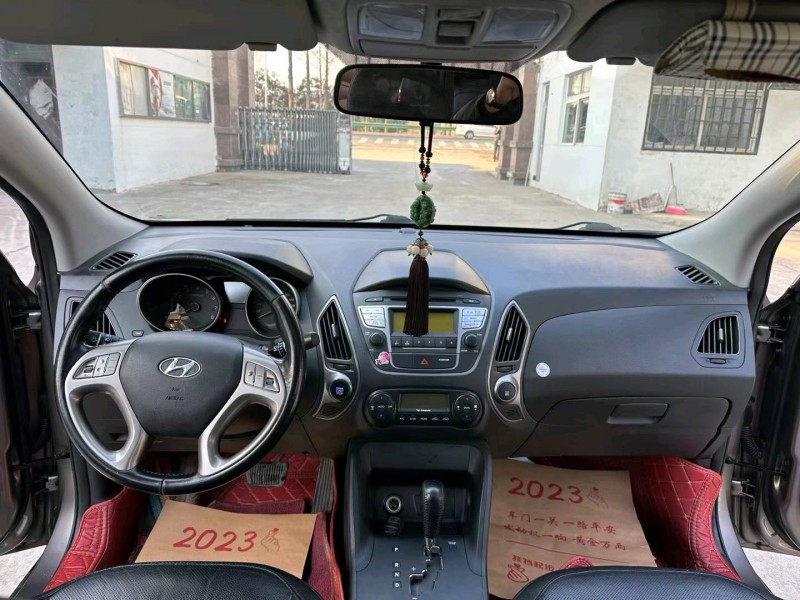 徐州16年现代ix358