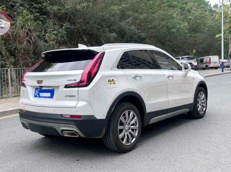 珠海19年凯迪拉克XT44