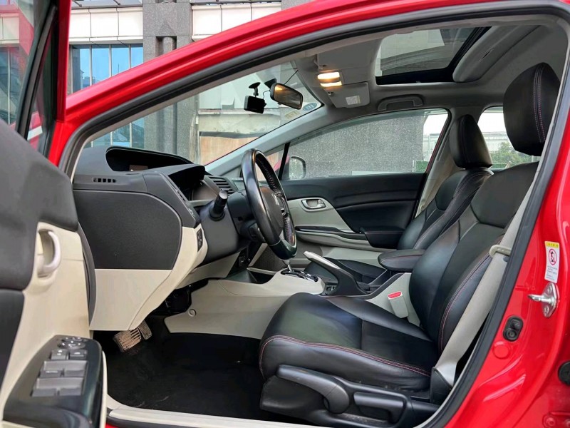 深圳16年本田思域7