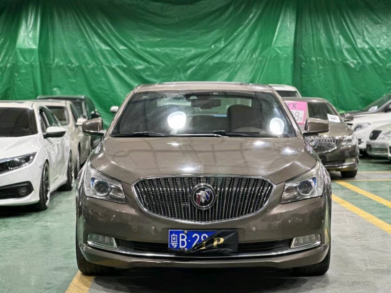 深圳15年别克君越1