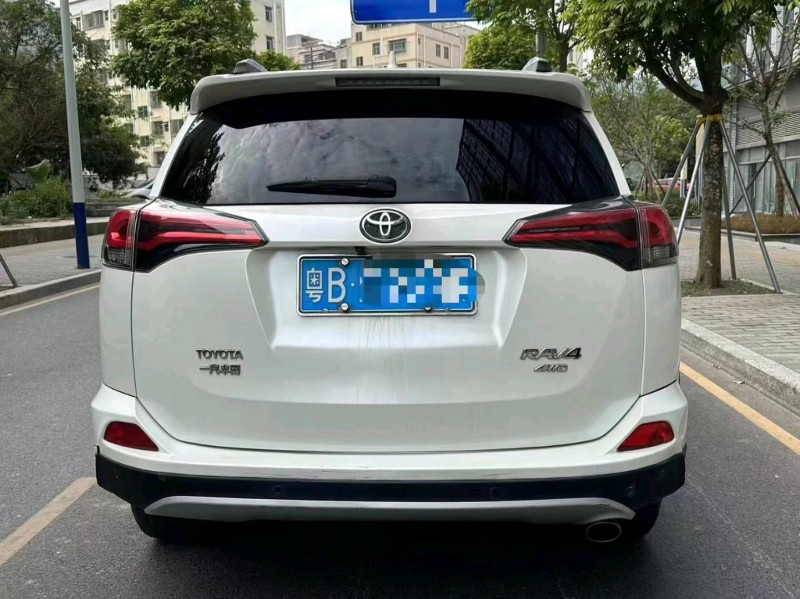 珠海16年丰田RAV4荣放5