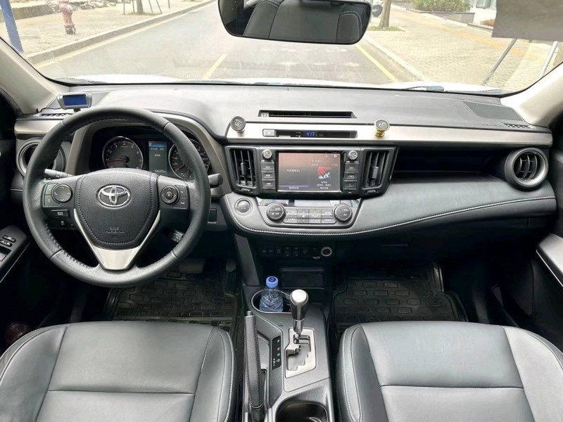 珠海16年丰田RAV4荣放6
