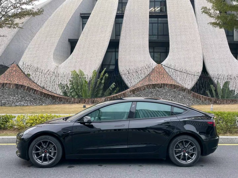 深圳22年特斯拉MODEL 35