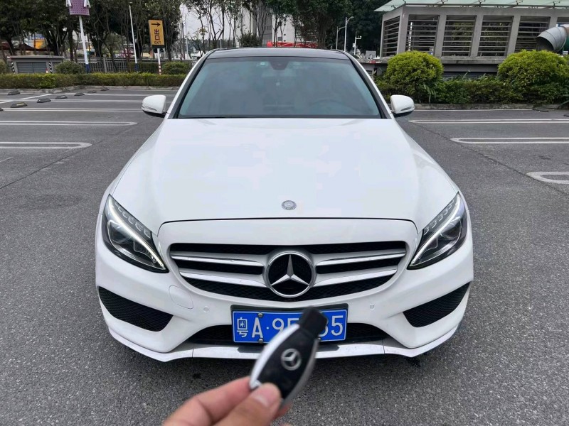 深圳15年奔驰C1