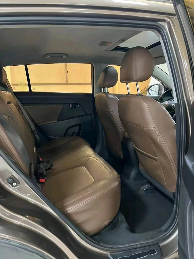 廊坊14年起亚智跑5