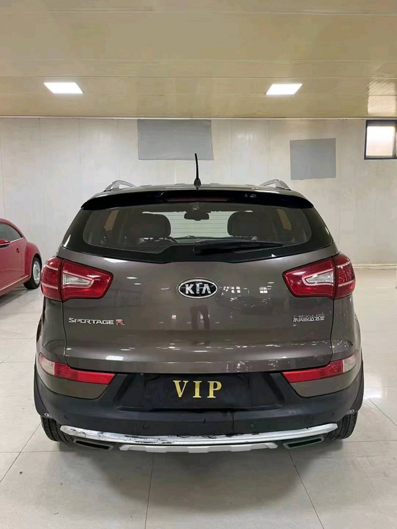 廊坊14年起亚智跑9