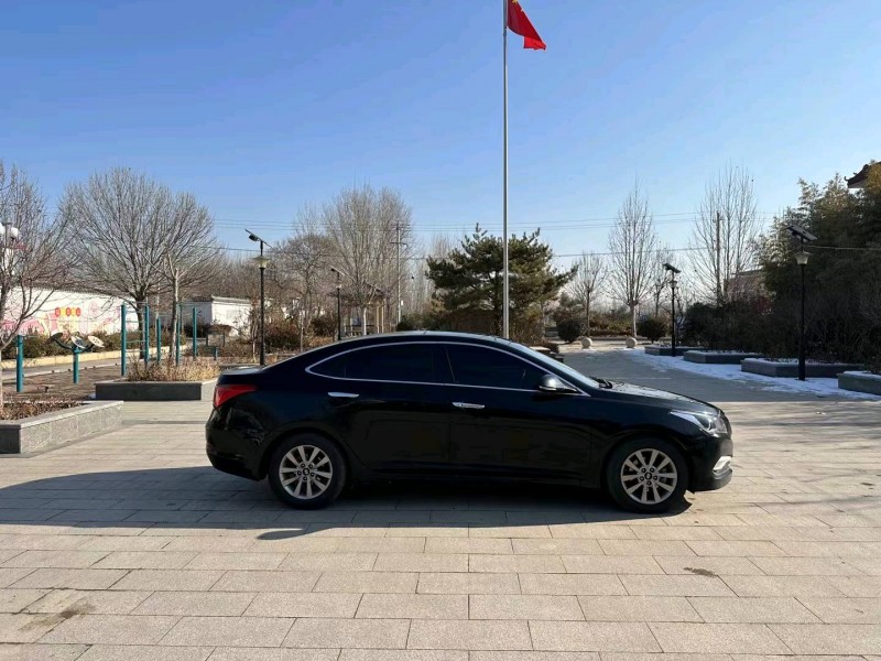 济南15年现代名图7