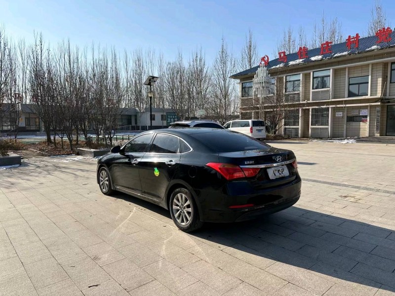 济南15年现代名图8