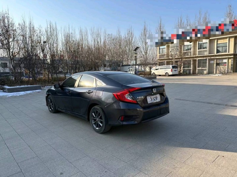 济南19年本田思域8