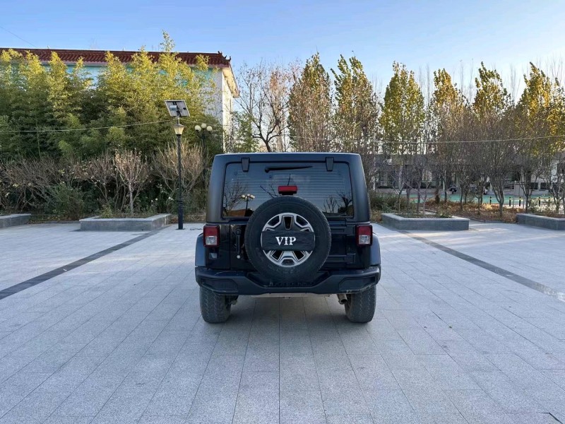 济南18年Jeep牧马人9