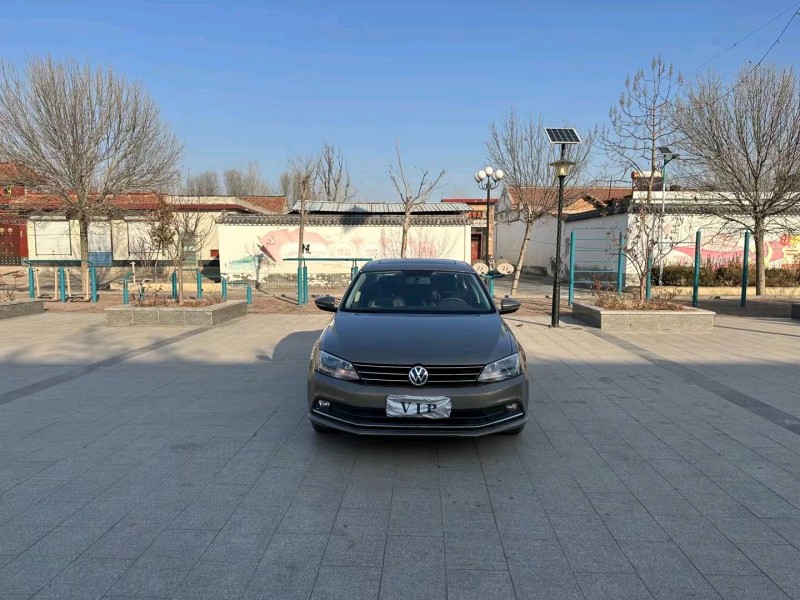 济南16年大众速腾1