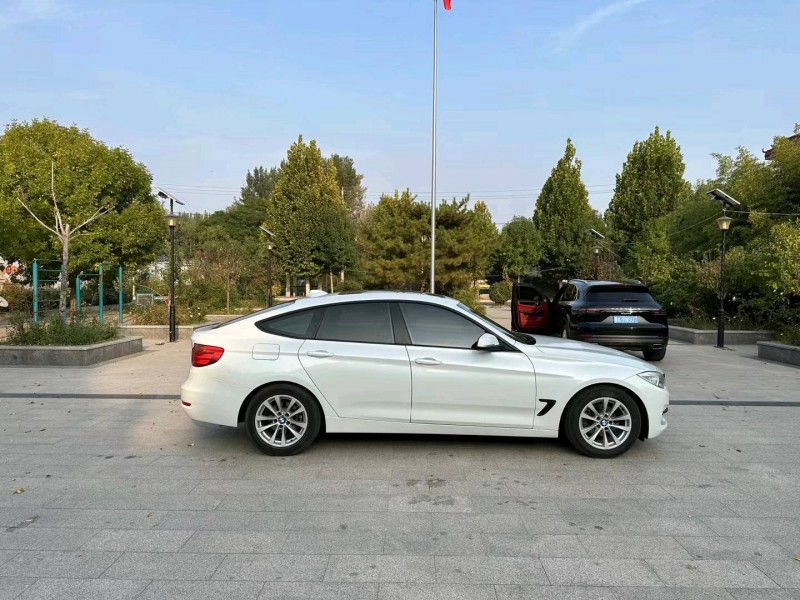 济南16年宝马3系GT7