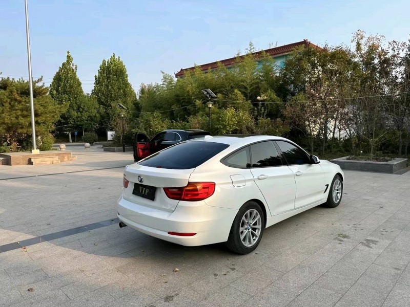 济南16年宝马3系GT8