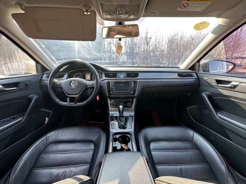 济南17年大众帕萨特5