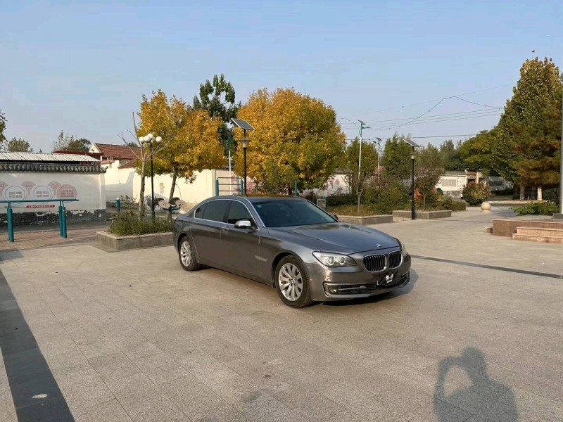 济南14年宝马7系3