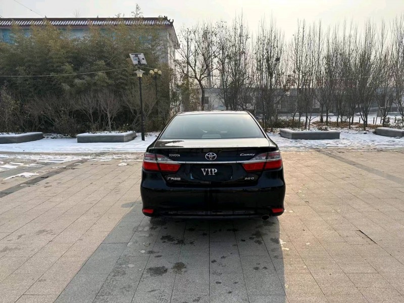 济南16年丰田凯美瑞9