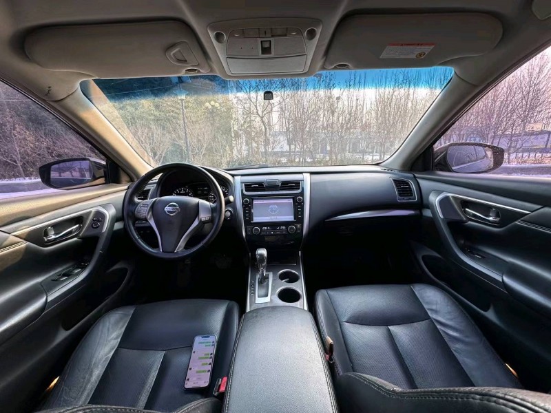 济南14年日产天籁5