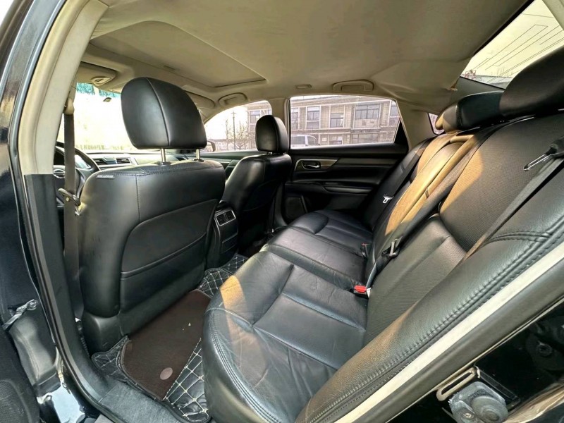 济南14年日产天籁6